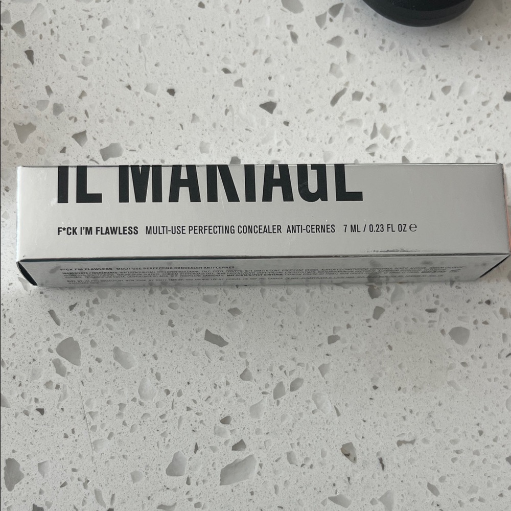 IL MAKIAGE Silver Multi-Use Concealer shade 3.5